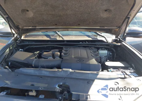 2019 Toyota 4Runner Limited/Limited Nightshade/Sr5/Sr5 Premium/Trd Off Road/Trd Off Road Premium/Trd Pro from USA, damaged, VIN JTEBU5JR6K5661797